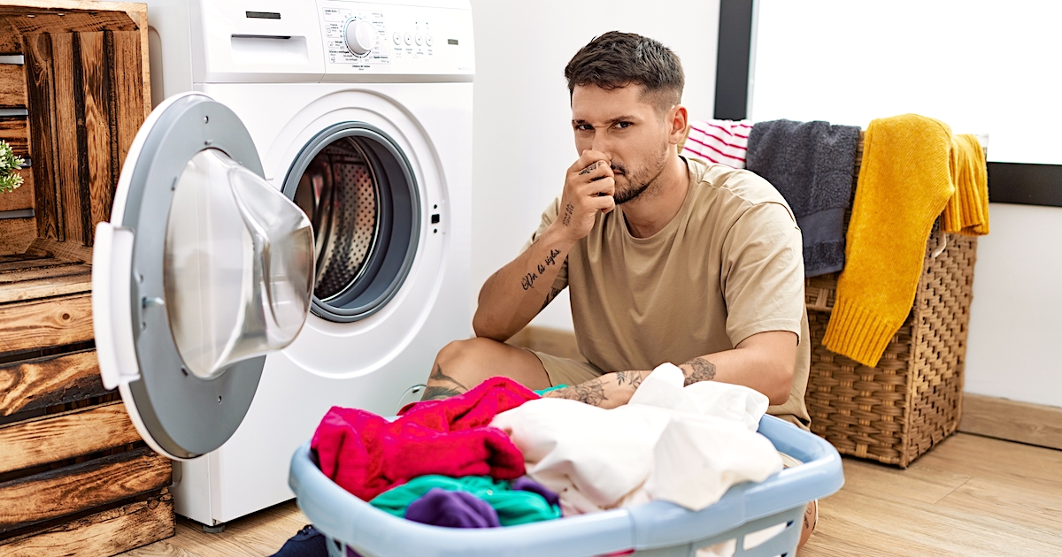Tvätten luktar illa – gör eget sköljmedel och rensa tvättmaskinen