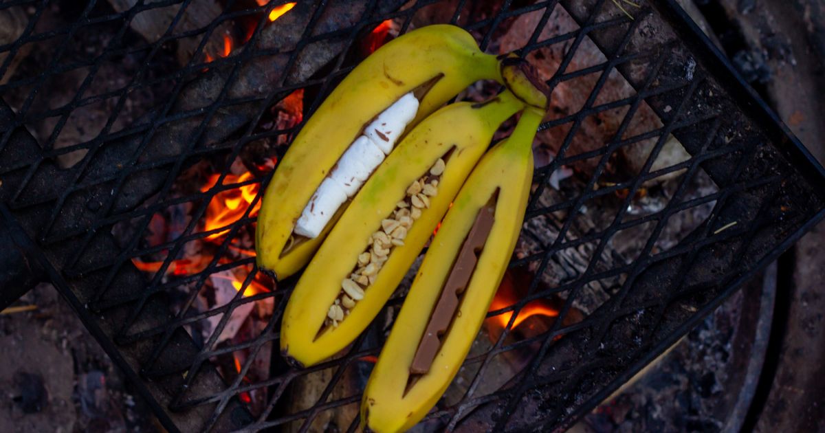 Grillade Bananer med Choklad och Marshmallows