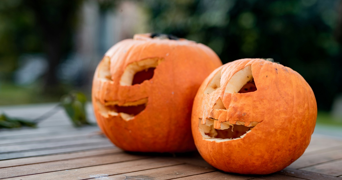 Gör din egen pumpalykta till halloween – med rätt verktyg